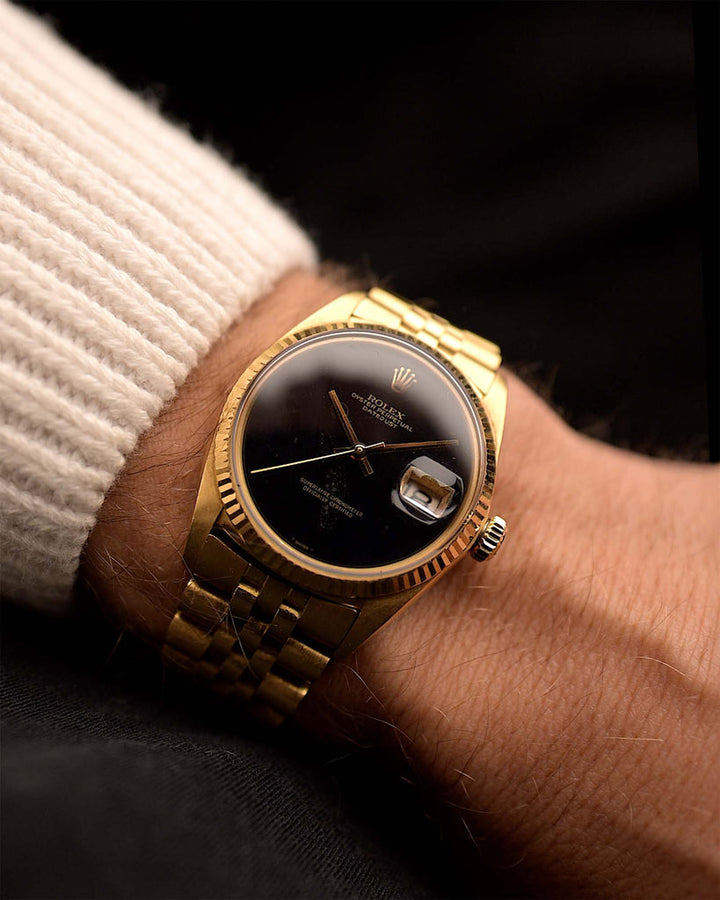 Royal Smoky  Black Glit Live Attraction AMG 1601 18k Gold (7-A Quality)