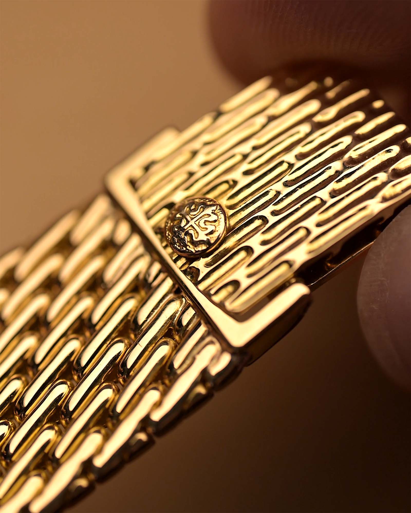 Patek Philipp.e Royal 18k Gold 3738 Ellipse