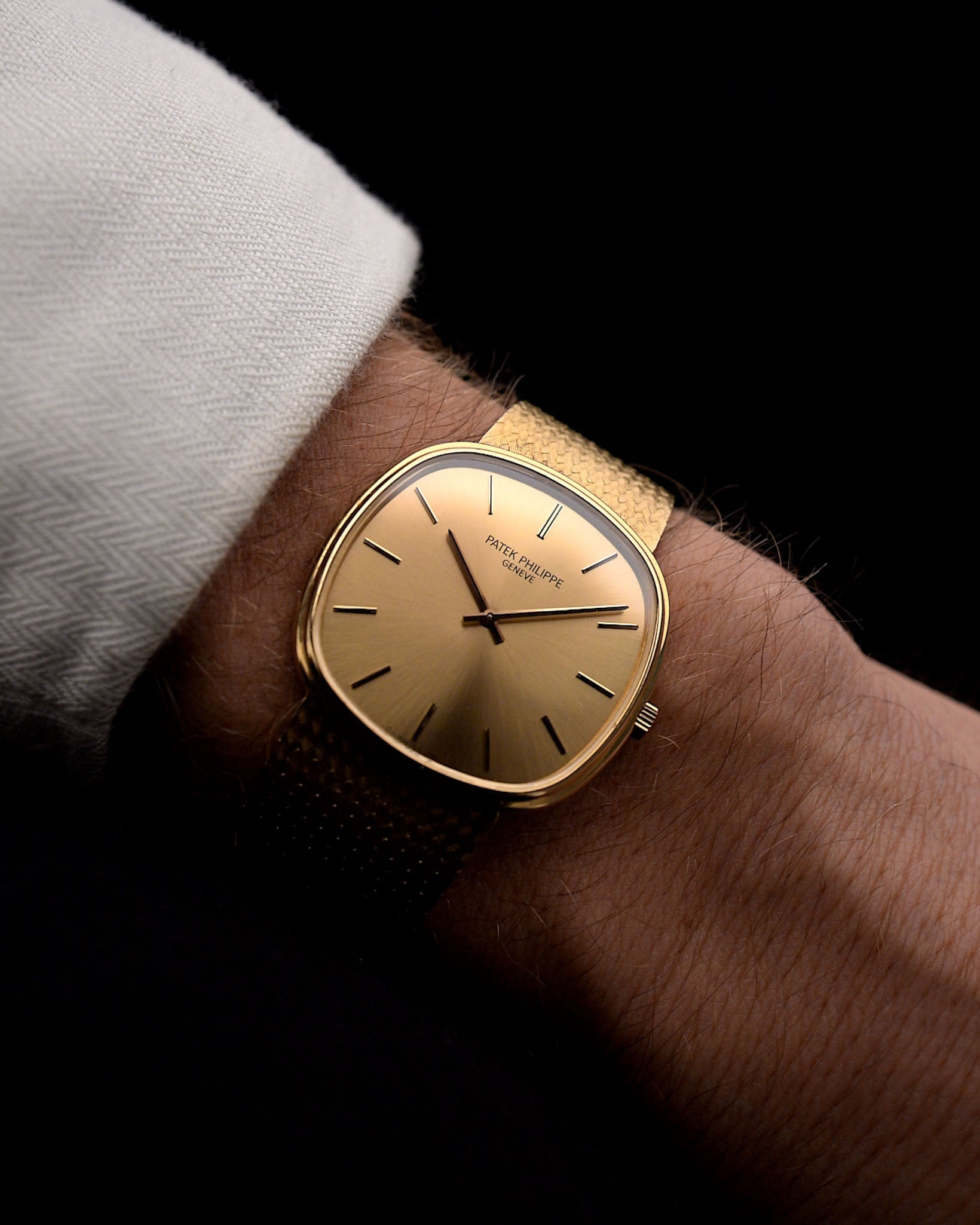 Royal 18k Gold M96s Royal Look RR View (Copy)