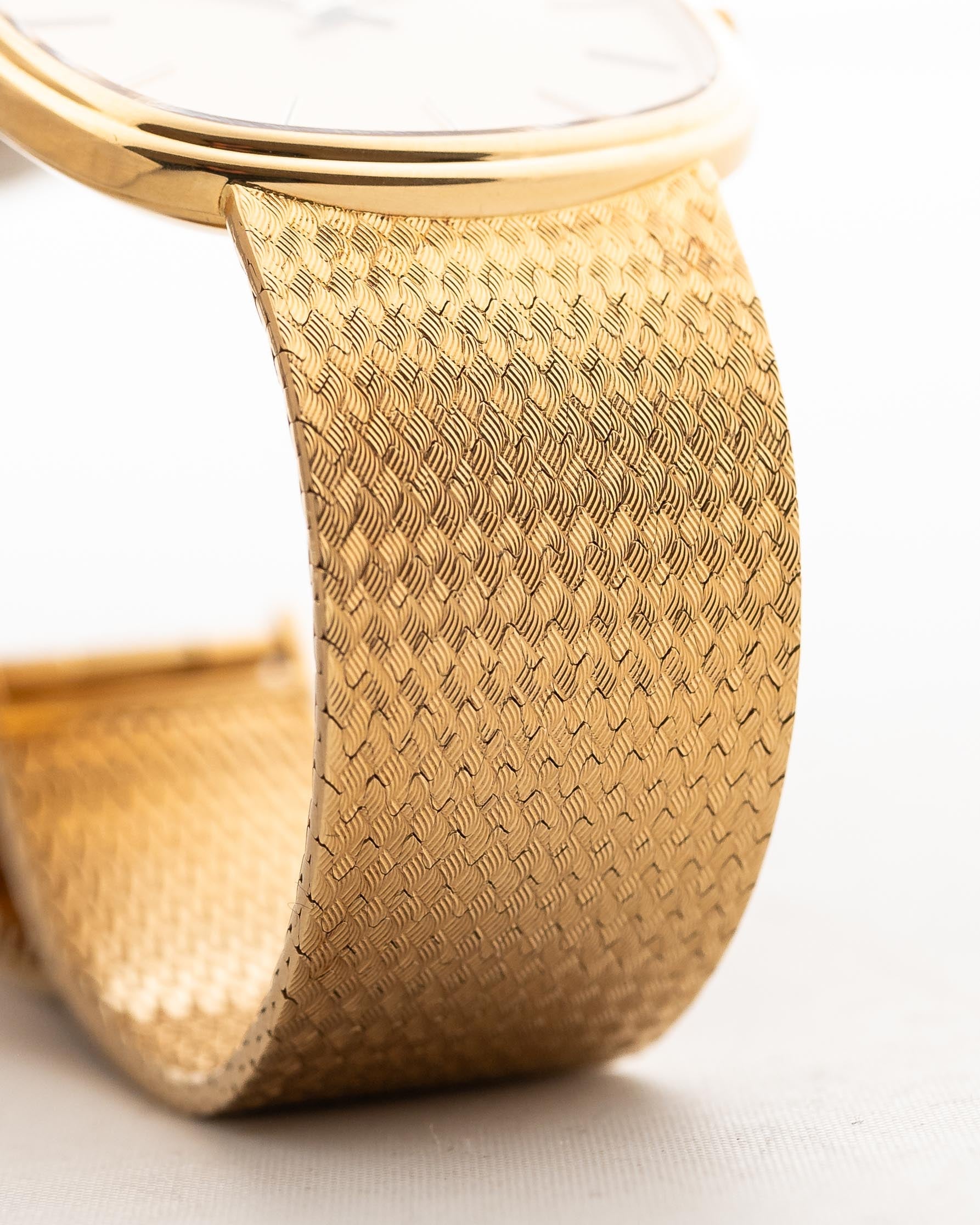 Royal 18k Gold M96s Royal Look RR View (Copy)