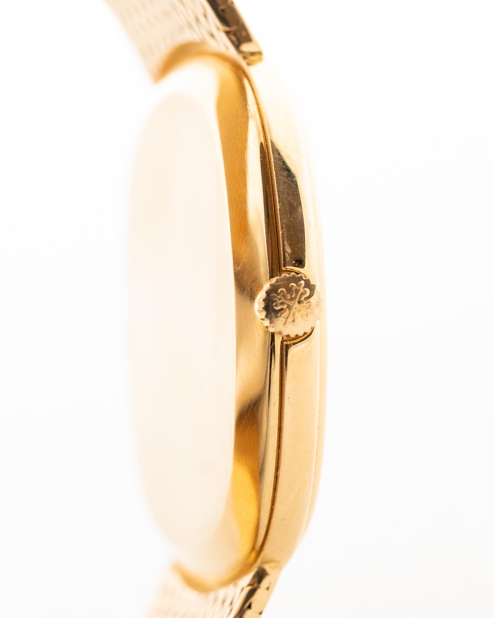 Royal 18k Gold M96s Royal Look RR View (Copy)