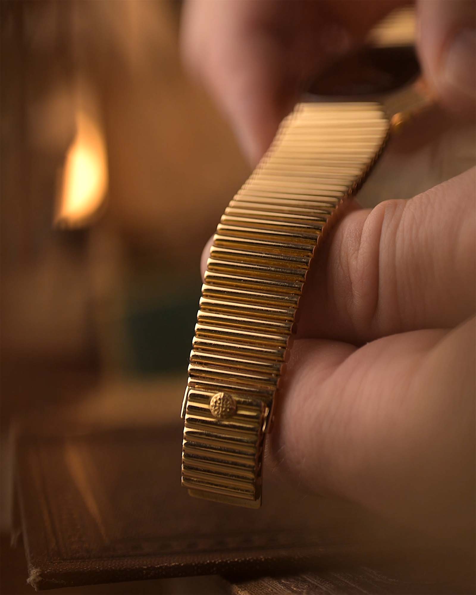 Patek-Philippe Royal Attractive Moon Phase G65s Classic Shield