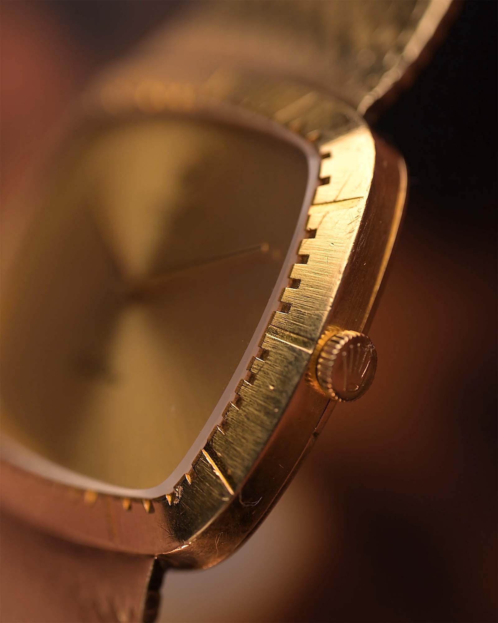 Royal Cellini 4084 Square 18k 1978 (7-A Quality)