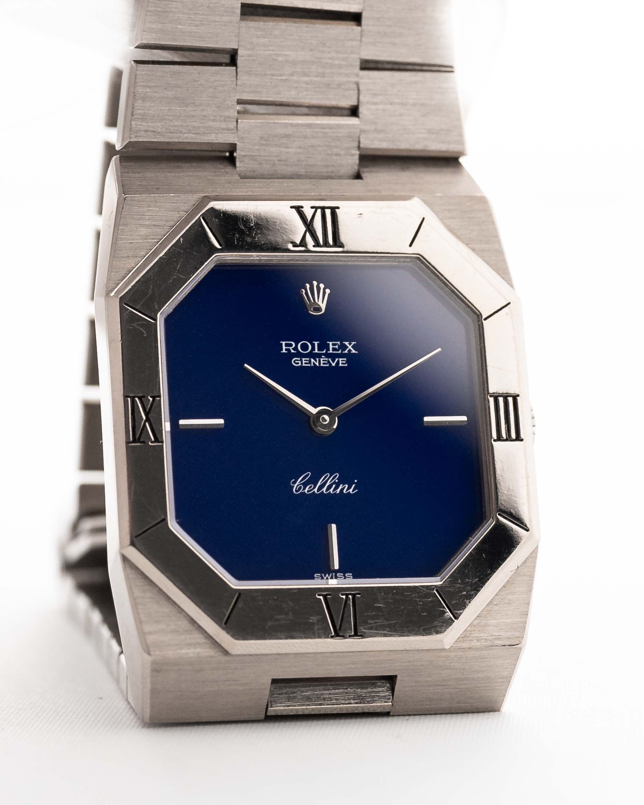 Royal Blue Moon Classic H67s Attraction View (7-A Quality)