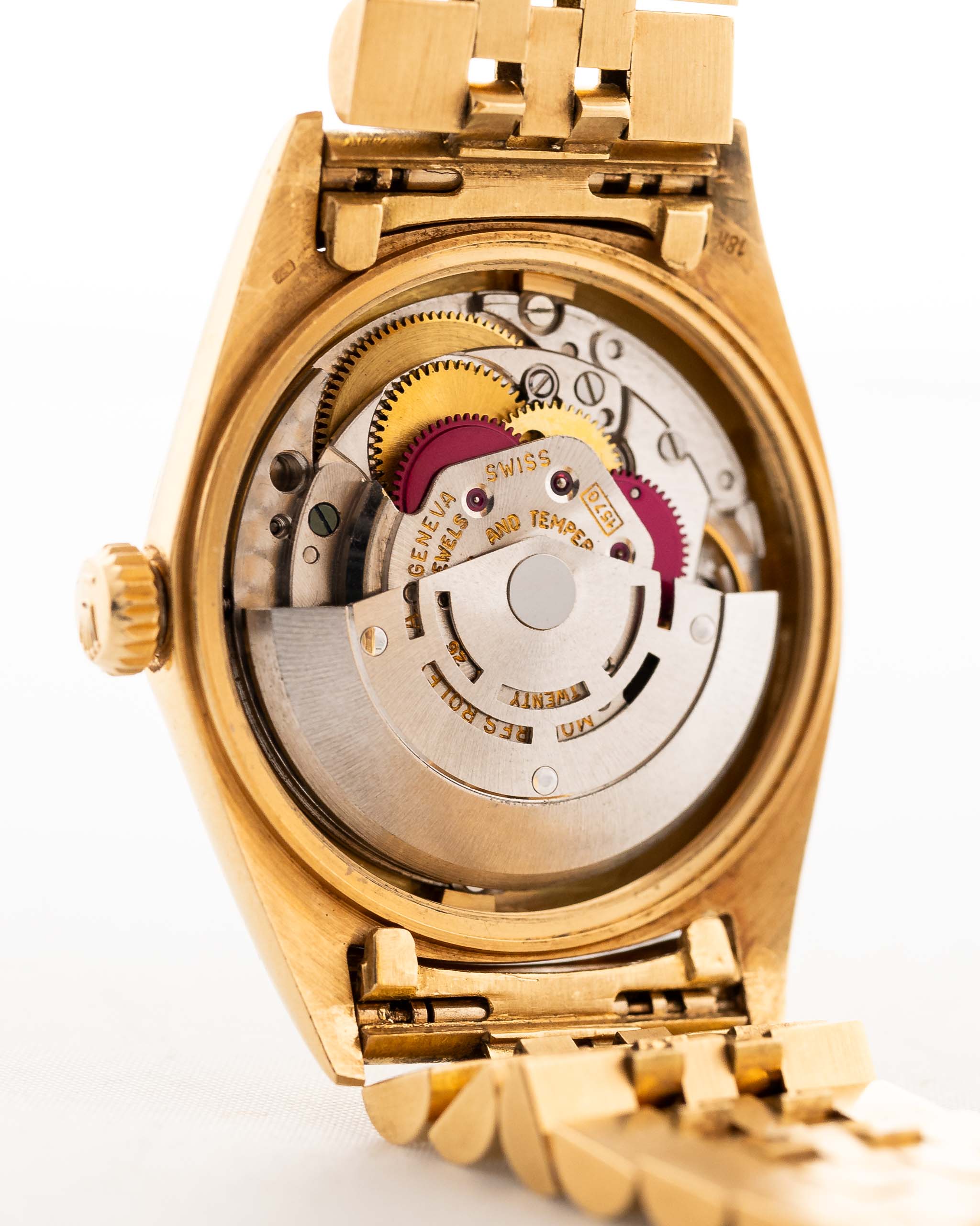 Royal Smoky  Black Glit Live Attraction AMG 1601 18k Gold (7-A Quality)