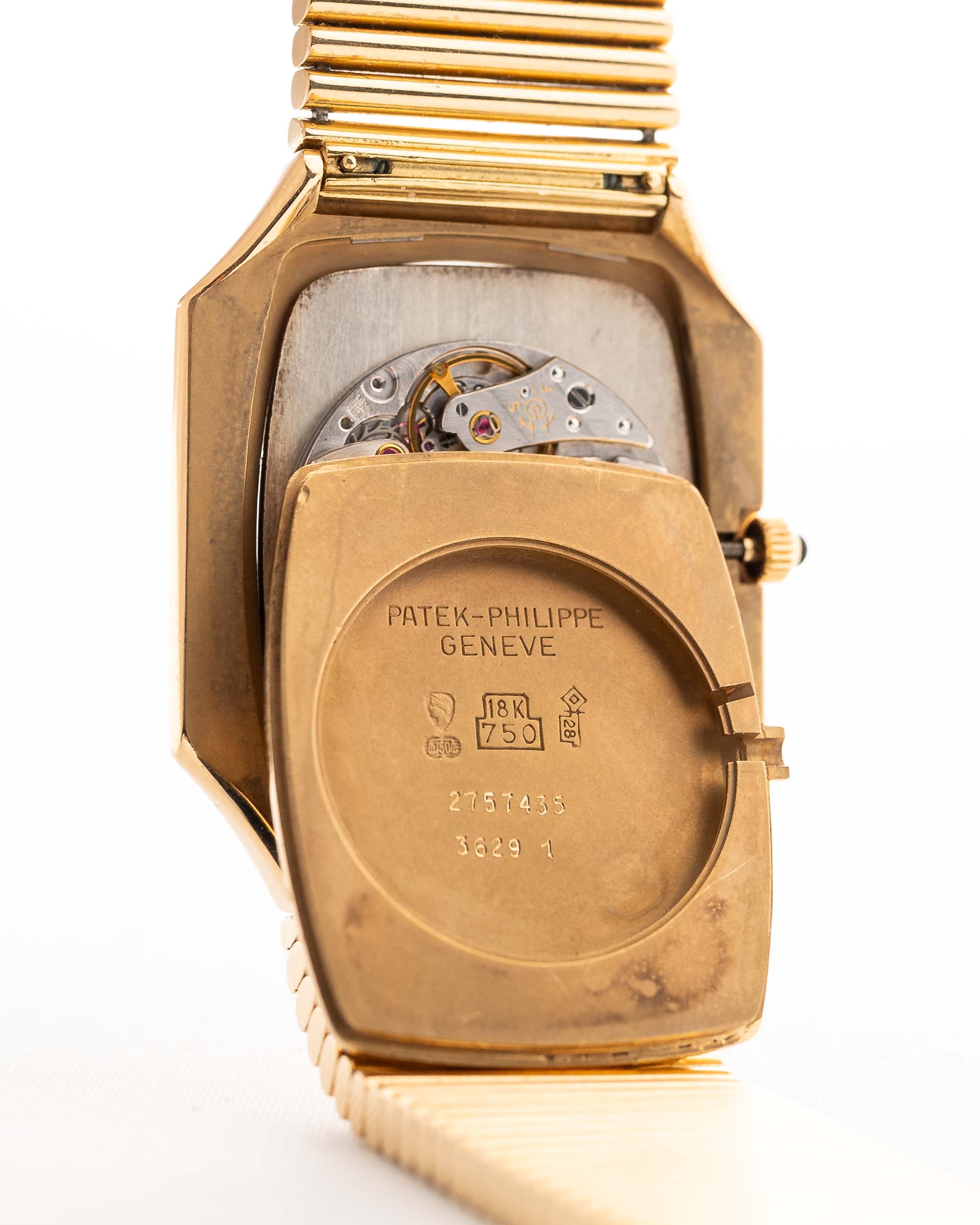 Patek-Philippe Royal Attractive Moon Phase G65s Classic Shield